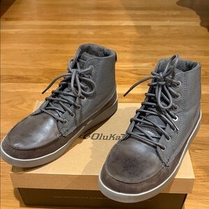 OluKai Men's Molina Boots in Cinder color size 9.5